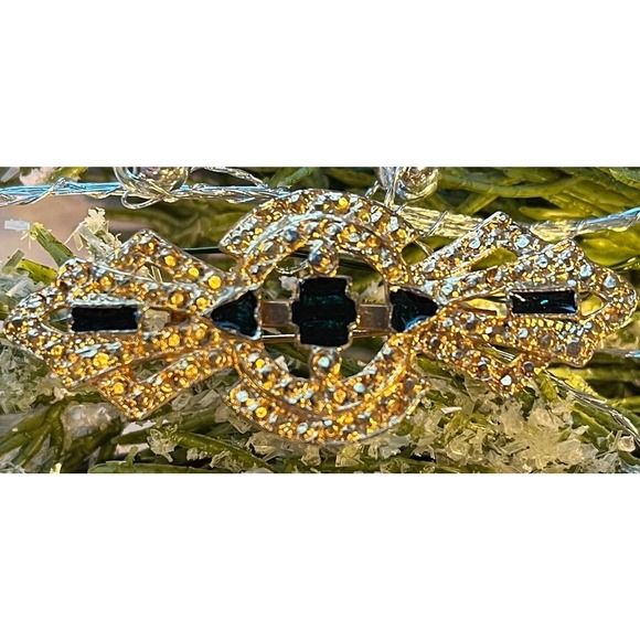 Black and Gold Costume Brooch Glass Beaded Pin Clothing Accessory Scarf Jewelry - Picture 2 of 7